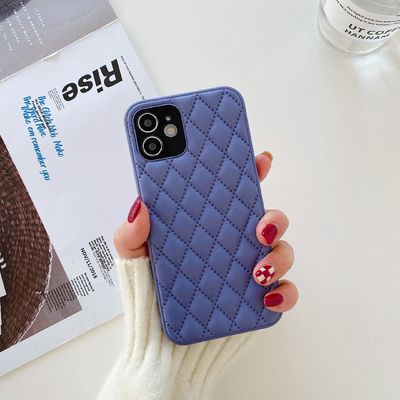 Puchowa skórzana skórzana tylna obudowa telefonu dla iPhone'a 12 Pro Max
